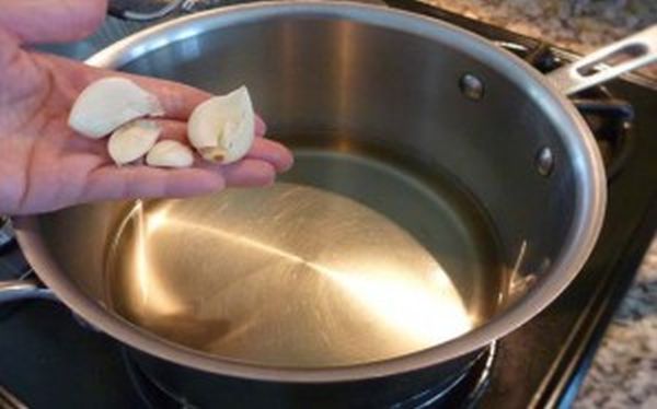 Infekcija-bol-usiju-300x187