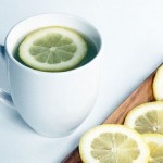 Topla-voda-i-limun-575x388