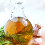 ruzmarin-cesnjak-vino