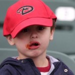 dijete-jede-hot-dog-naslovna