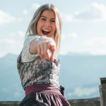 pexels-stephan-seeber-1428988-1200